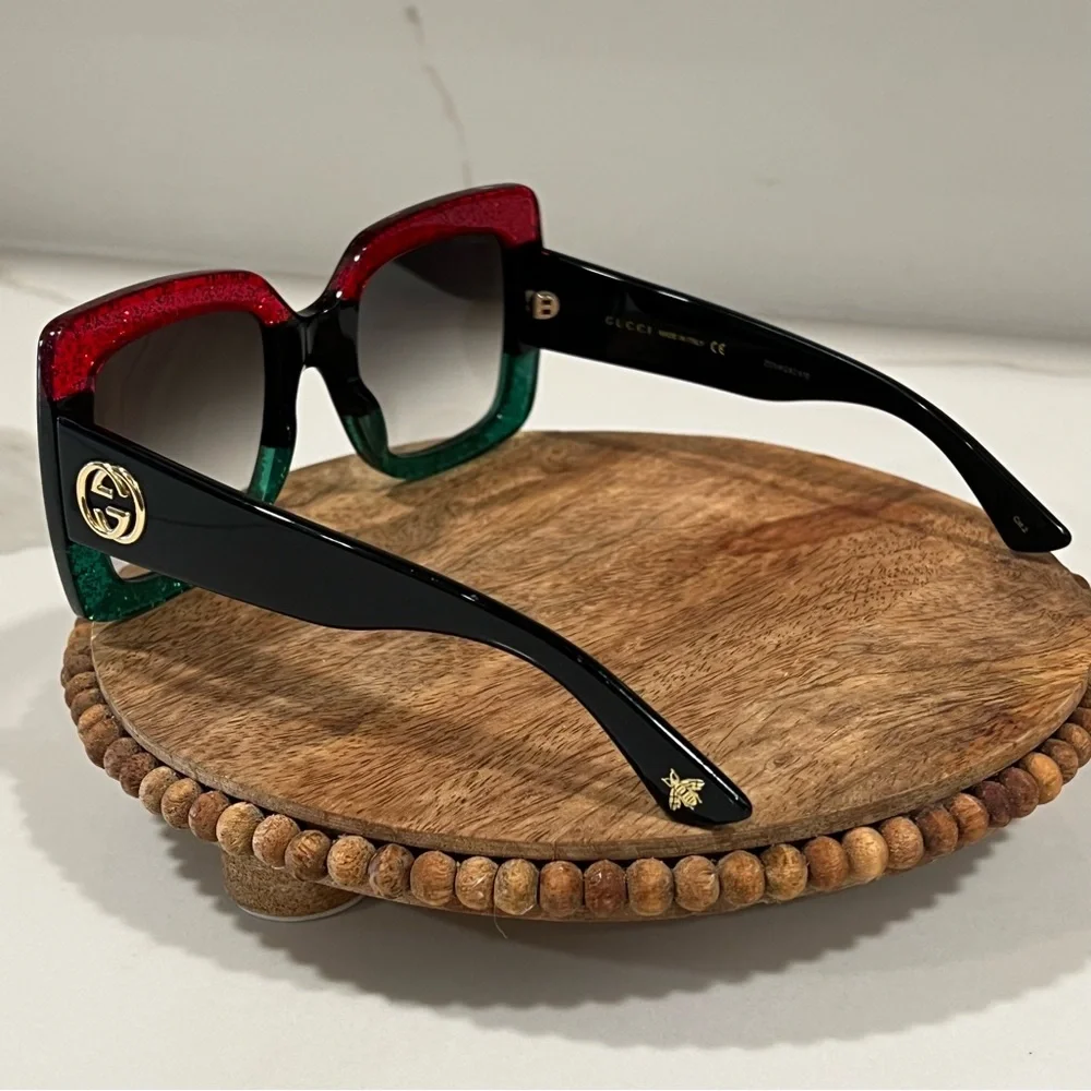 Gucci Red and Green Glitter Sunglasses‎ acetate square sunglasses minor flaws